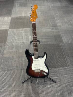 Store Special Product - SQUIER CV 60S STRAT 3TSB